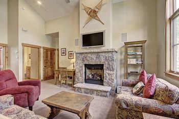 Hotel Mountain Thunder Lodge