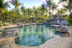 Hotel Galley Bay Resort & Spa