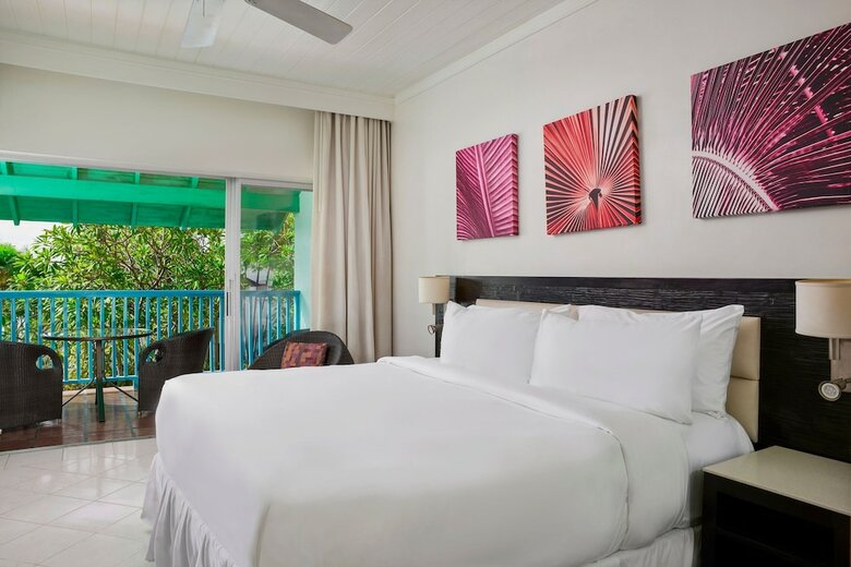 Hotel Crystal Cove