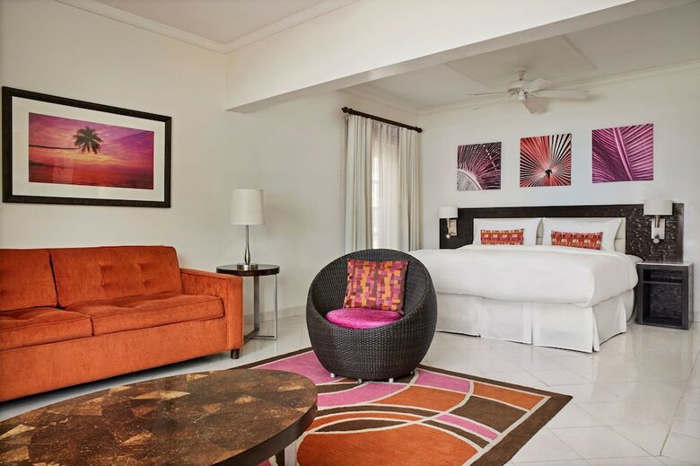 Hotel Crystal Cove