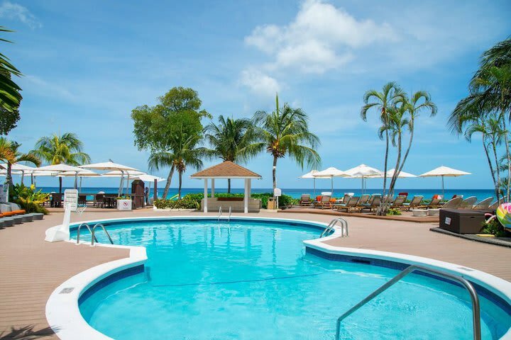 Hotel Tamarind Cove