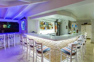 Yellow Bird Hotel