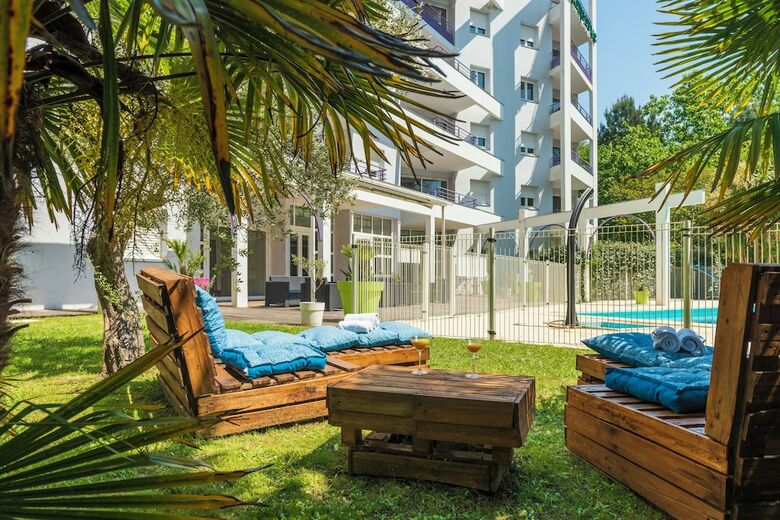 Hotel Residence Les Jardins Du Lac