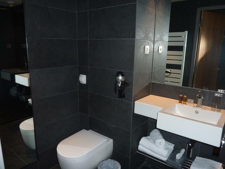 Anova Hotel & Spa