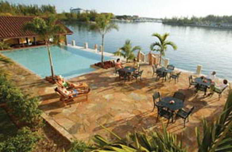 Hotel Pelican Bay At Lucaya