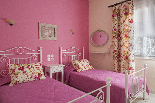 Apartamentos Nina Pansion