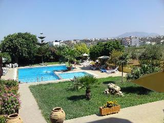 Stork Hotel