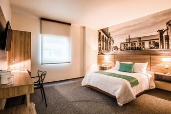 Hotel Misi�n Express Durango