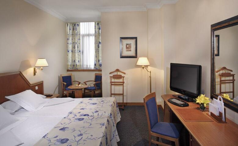 Hotel Saray