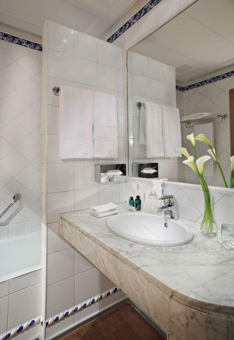 Hotel Saray