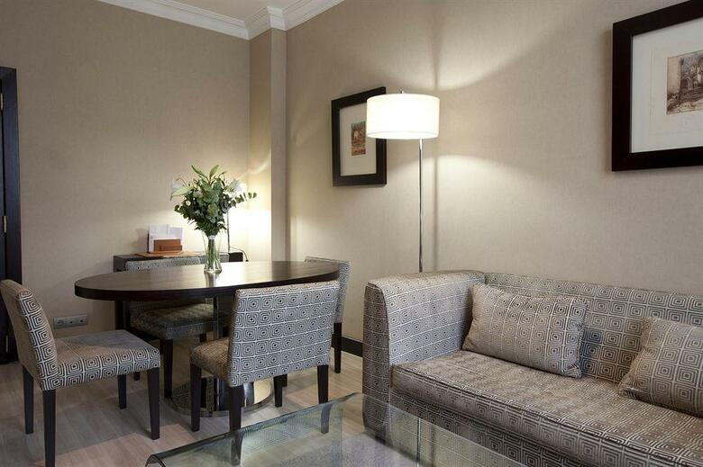 Hotel Saray
