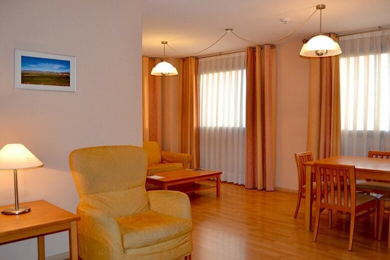 Aparthotel Huesca