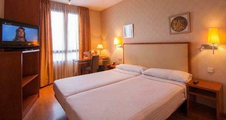 Hotel Th Boadilla