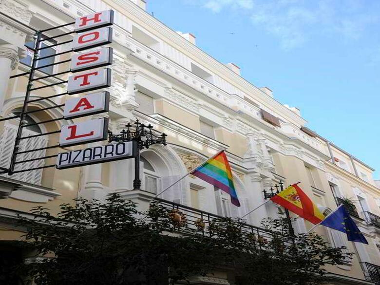 Hostal Gay Pizarro
