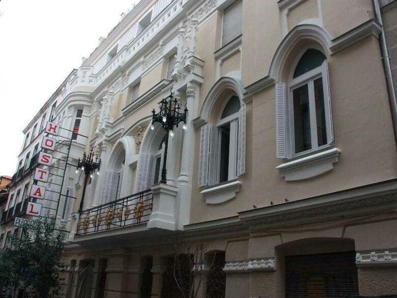 Hostal Gay Pizarro
