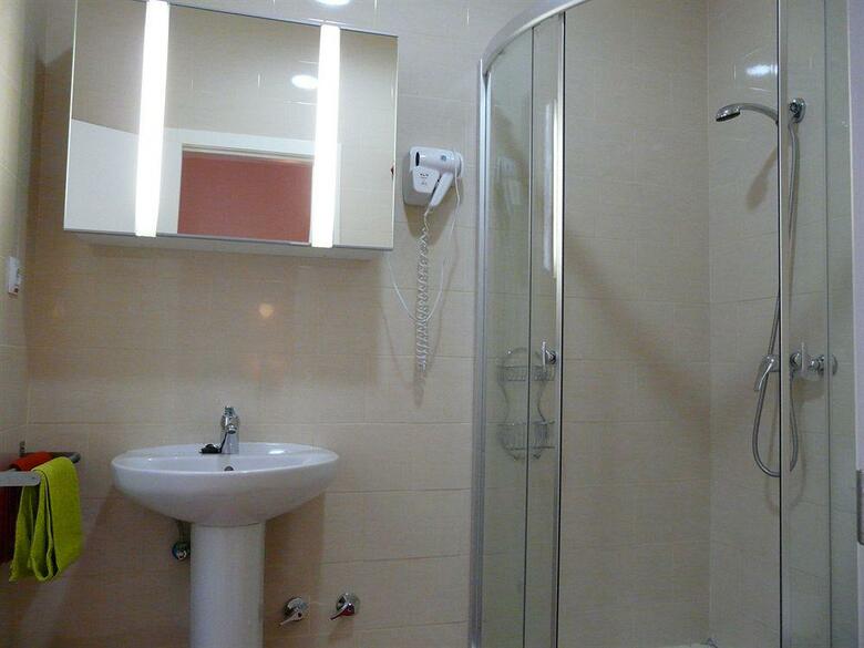 Hostal Gay Pizarro