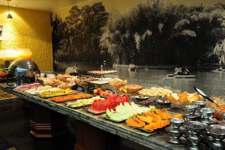 Ritz Plaza Hotel