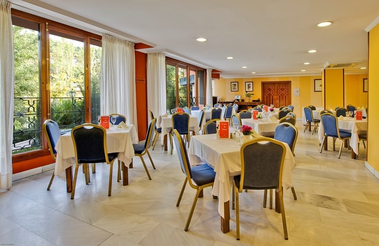 Hotel Alixares