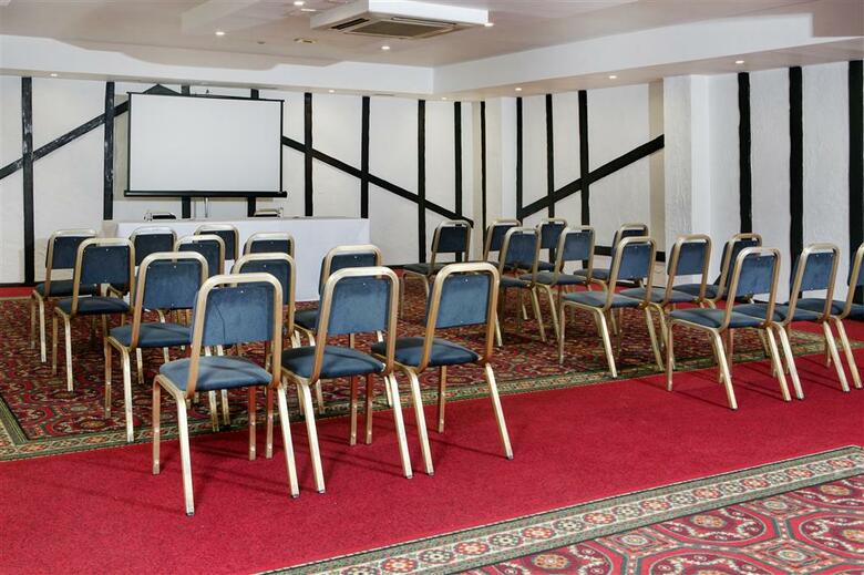 Donnington Manor Hotel