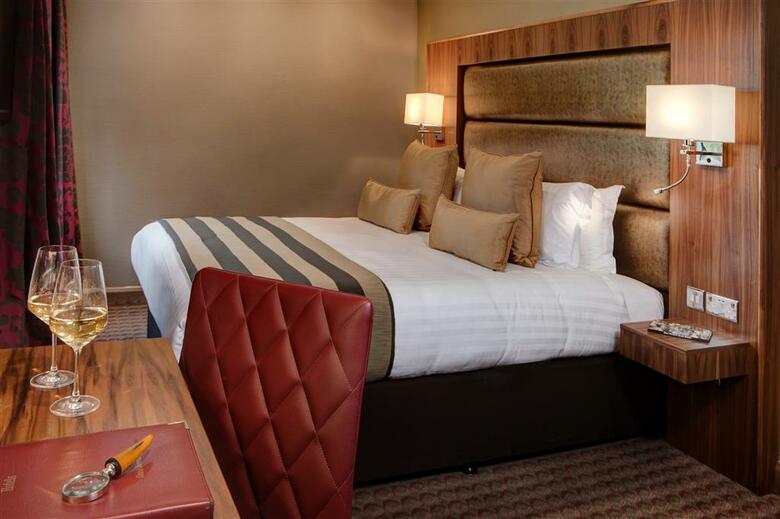Donnington Manor Hotel
