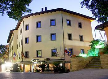 Grand Hotel Villa Dei Papi