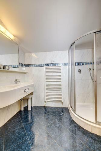 Hotel Ruster Resort