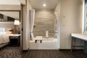 Hotel Embassy Suites By Hilton Minneapolis Downtown