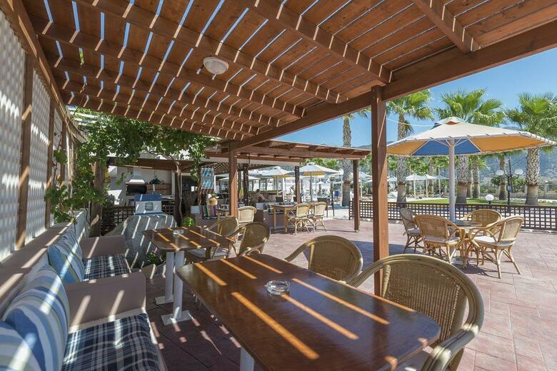 Hotel Mammis Beach