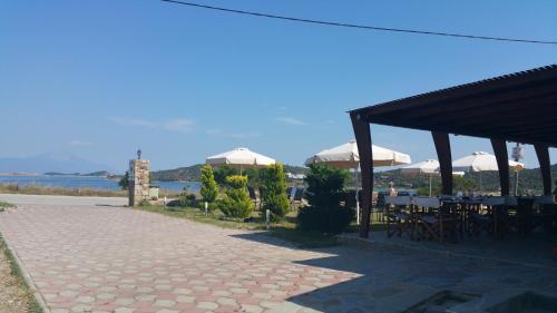 Apartamentos Athos Bay Villa