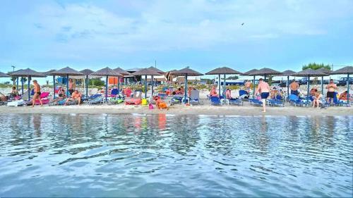 Apartamentos Athos Bay Villa