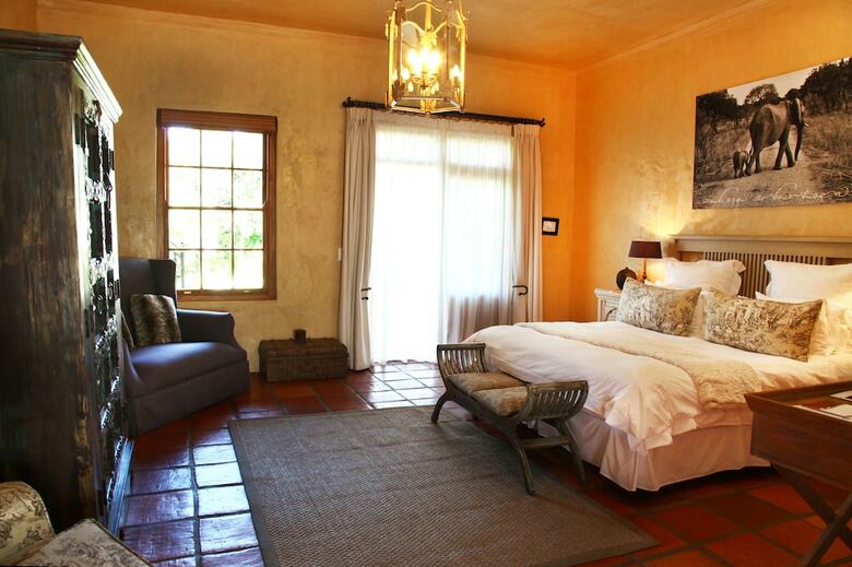 Hotel Avondrood Guest House