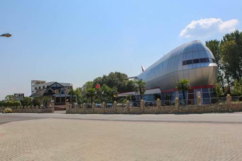 Hotel Vila Aeroport