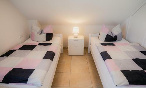 Apartamento Ferienwohnung Am Zeppelin Hangar
