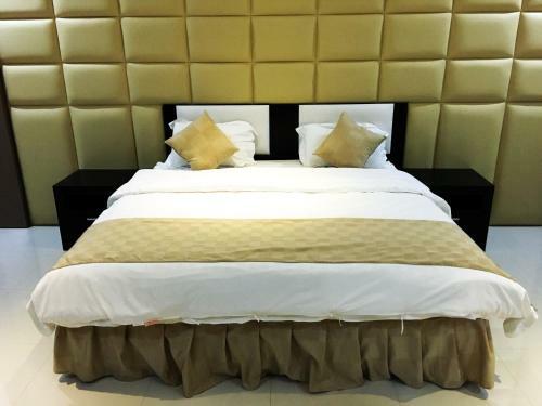 Beet Al Malqa Furnished Apartments