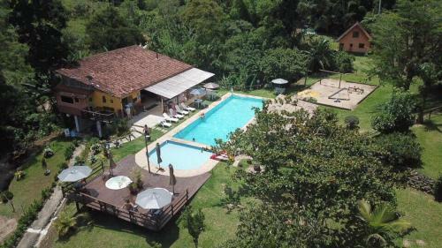 Hostal Esta��o Serramar