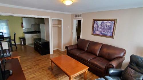 Motel Comox Valley Inn & Suites