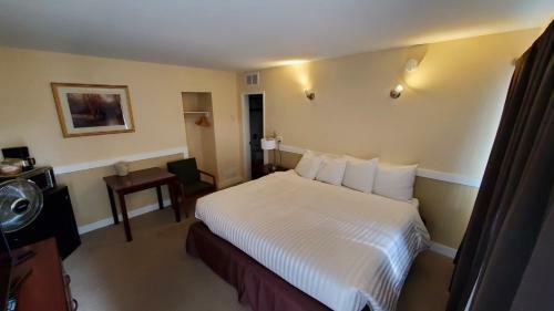 Motel Comox Valley Inn & Suites