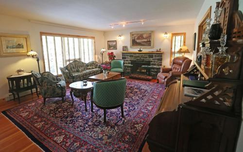 Beaujolais Boutique B&B At Thea's House