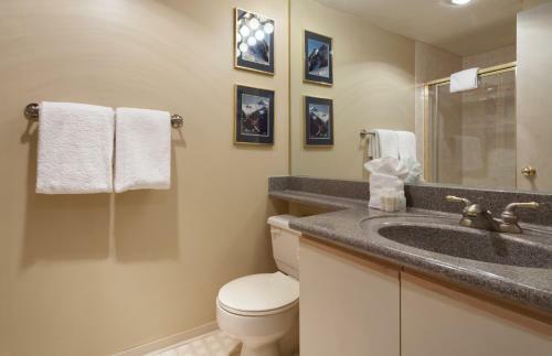 Apartamentos Greystone Lodge By Whistler Accommodation
