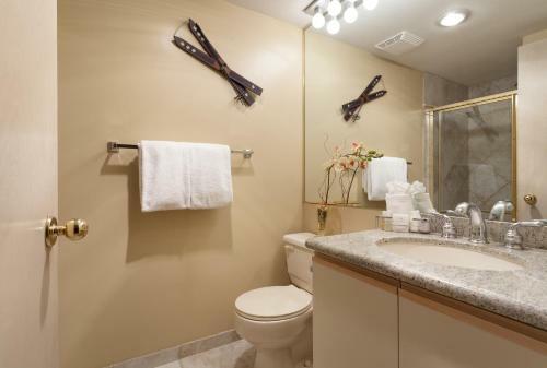 Apartamentos Greystone Lodge By Whistler Accommodation