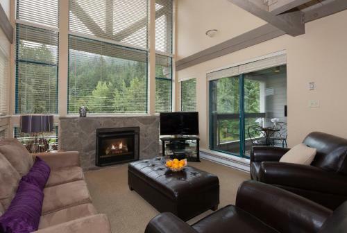 Apartamentos Greystone Lodge By Whistler Accommodation