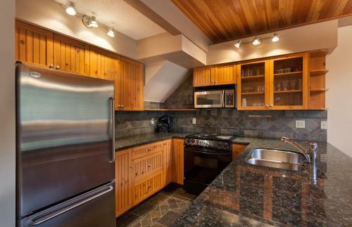 Apartamentos Greystone Lodge By Whistler Accommodation