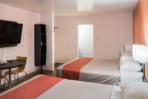 Motel 6 Fort St. John