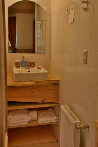 Hotel Y Caba�as Borde Andino