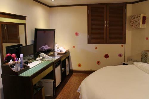 Goodstay With Hotel