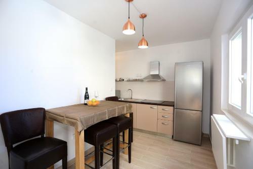 Apartments Ivan Spadina