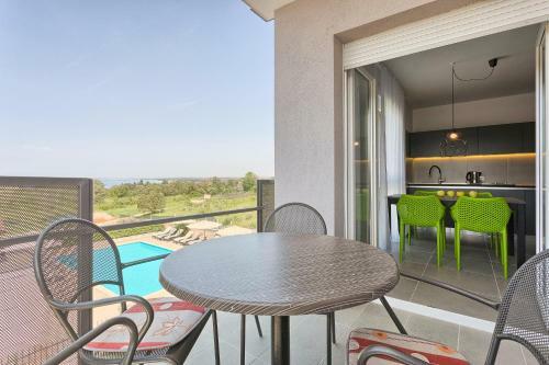 Apartments Astinian