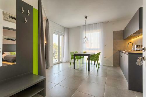 Apartments Astinian