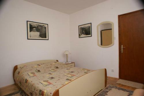 Apartment Stara Novalja 4151b