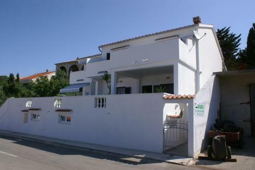 Apartment Stara Novalja 4151b